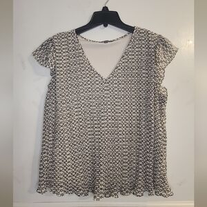 Adrianna Papell Cream and Black Blouse